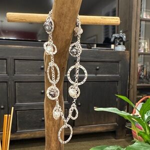 Hammered Silver with black and white freshwater pearls bracelet